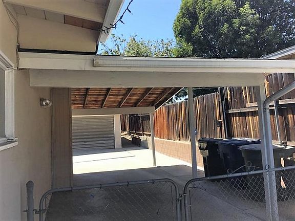 4th image of 1251 N Corona Ave
