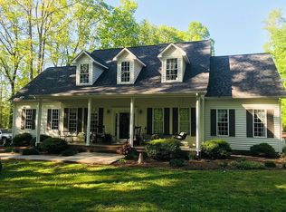 1014 Grady T Cole Memorial Ln, South Boston, VA 24592