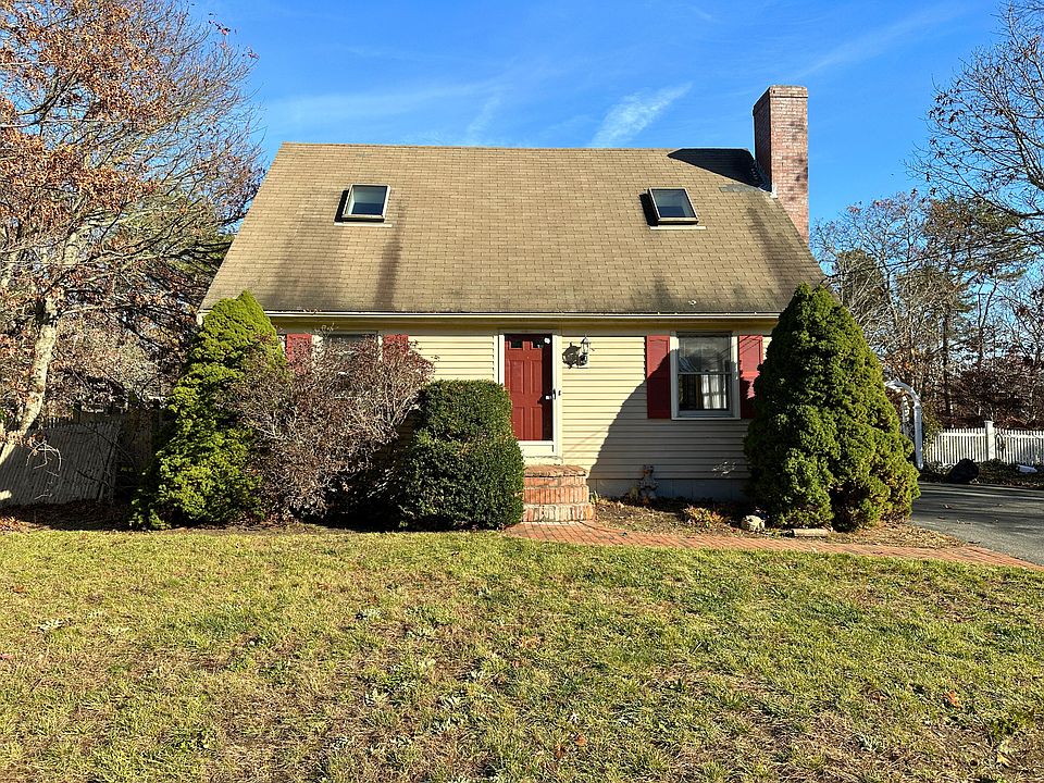 1st image of 352 Camp Street