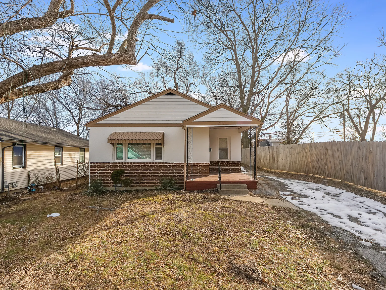 3 bed, 1137 sqft, $1,600 — Photo 3