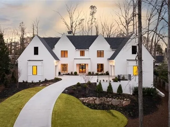 4580 Peachtree Dunwoody Rd NE, Atlanta, GA 30342