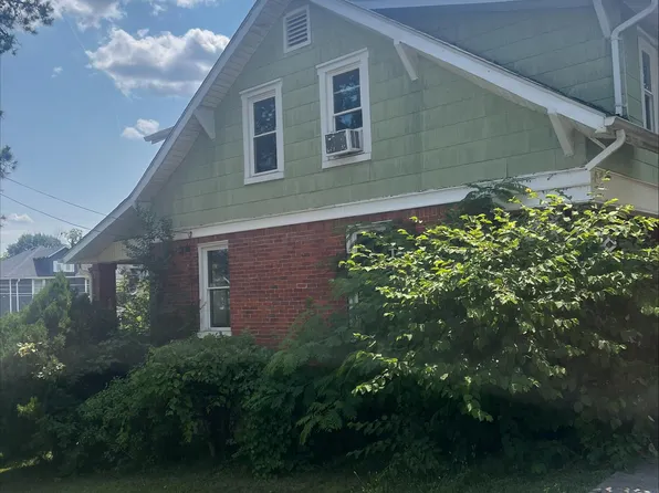 1501 Rugby Blvd NW, Roanoke, VA 24017