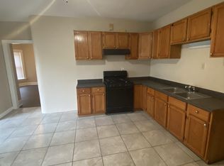 2718 N 41st St, Milwaukee, WI 53210