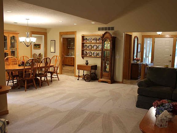 4th image of 2109 Oakfield Dr #46
