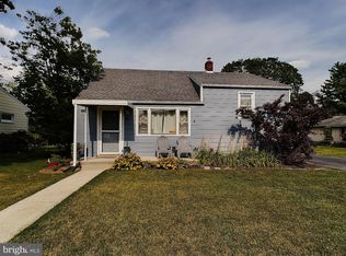 8 Oakmont Rd, Harrisburg, PA 17109