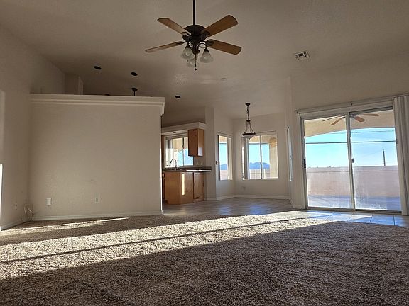 5th image of 845 Bluecrest Pl