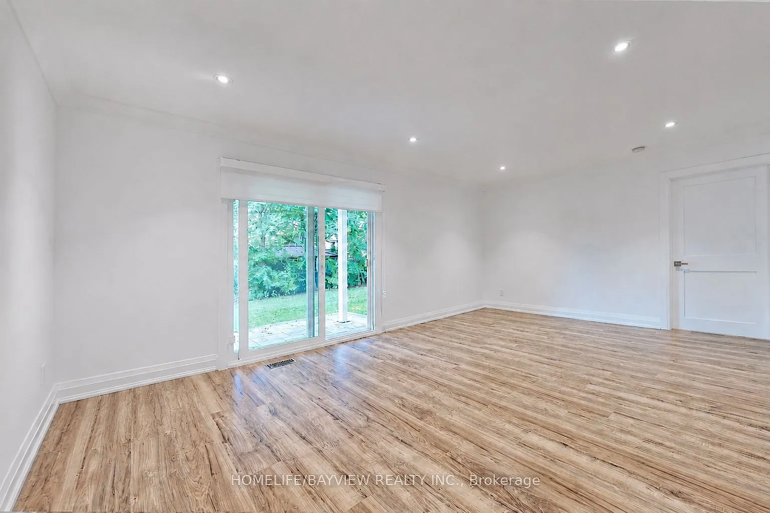 2 bed, $1,900 — Photo 4