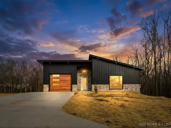 407 E Lafayette St, Versailles, MO 65084