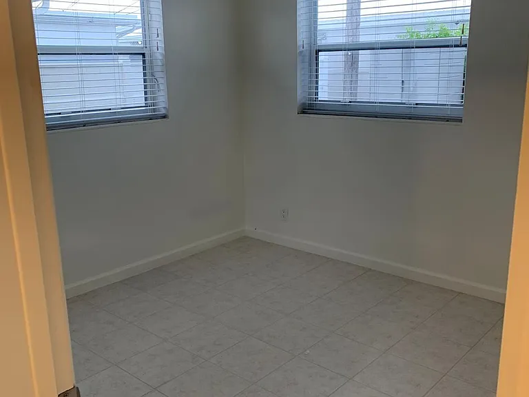 1311 Alho Dr — Photo 18