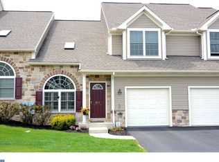 821 Rosemont Ct, Wyomissing, PA 19610
