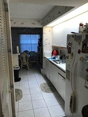 5th image of 1100 SW 130th Avenue #112