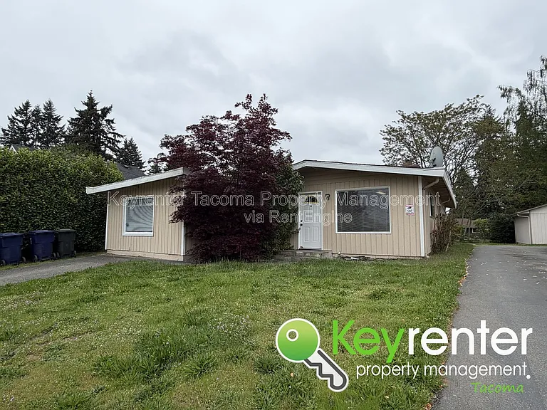 1021 S Orchard St — Photo 1