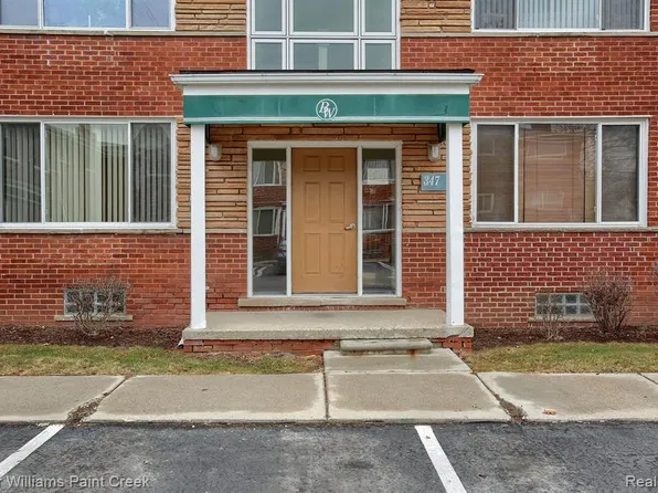 347 N Eton St APT 20, Birmingham, MI 48009