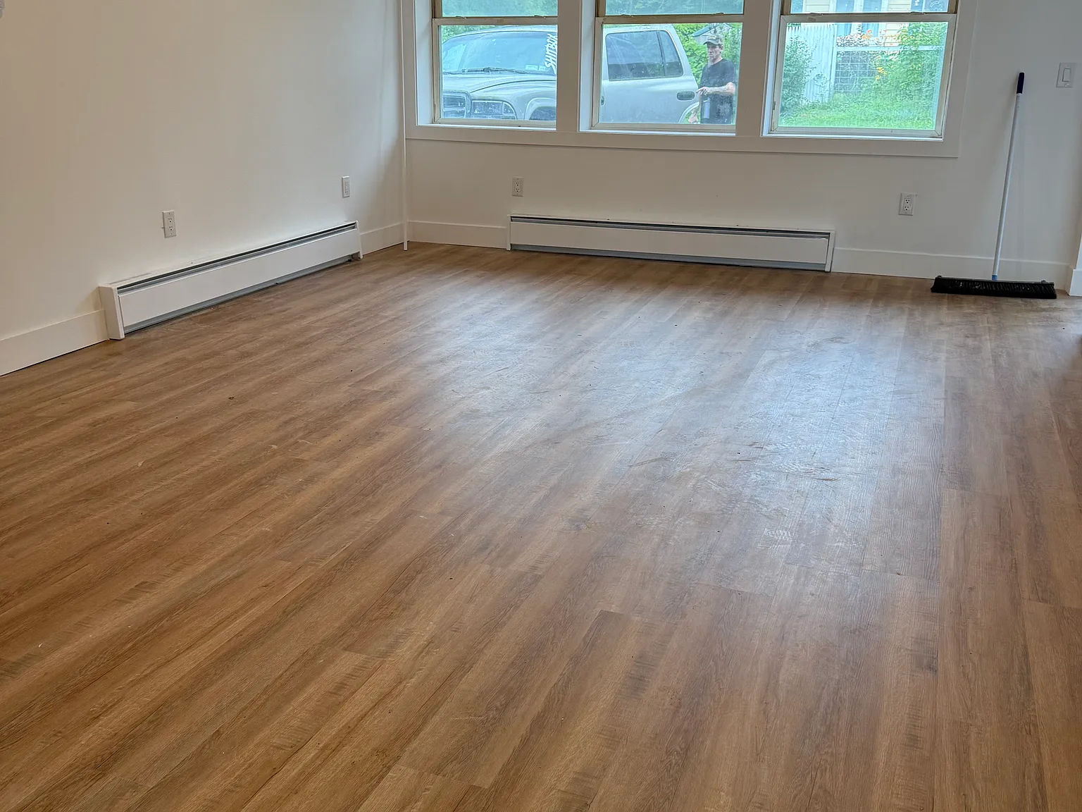 3 bed, $2,350 — Photo 4