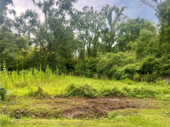 1217 W 33rd Ave, Covington, LA 70433