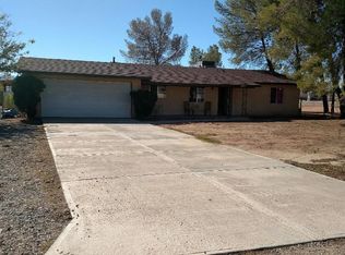 21435 Zuni Rd, Apple Valley, CA 92307