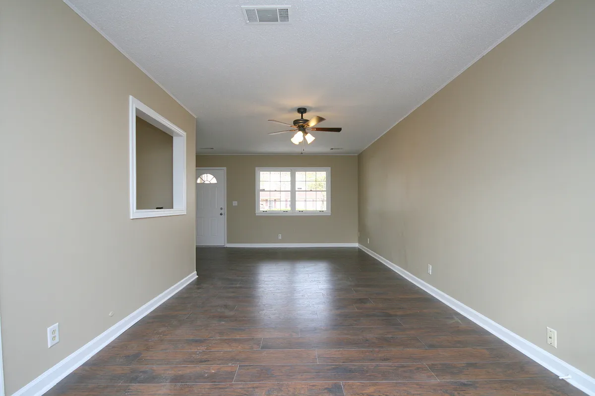 Apollo Drive - 4015 - 1 — Photo 2