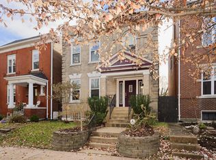 2918 Victor St, Saint Louis, MO 63104