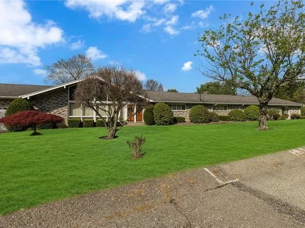 145 Oakhill Rd, Aliquippa, PA 15001