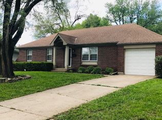 9002 W 94th St, Overland Park, KS 66212