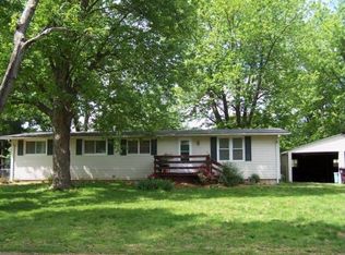 110 W Seymour St, Payson, IL