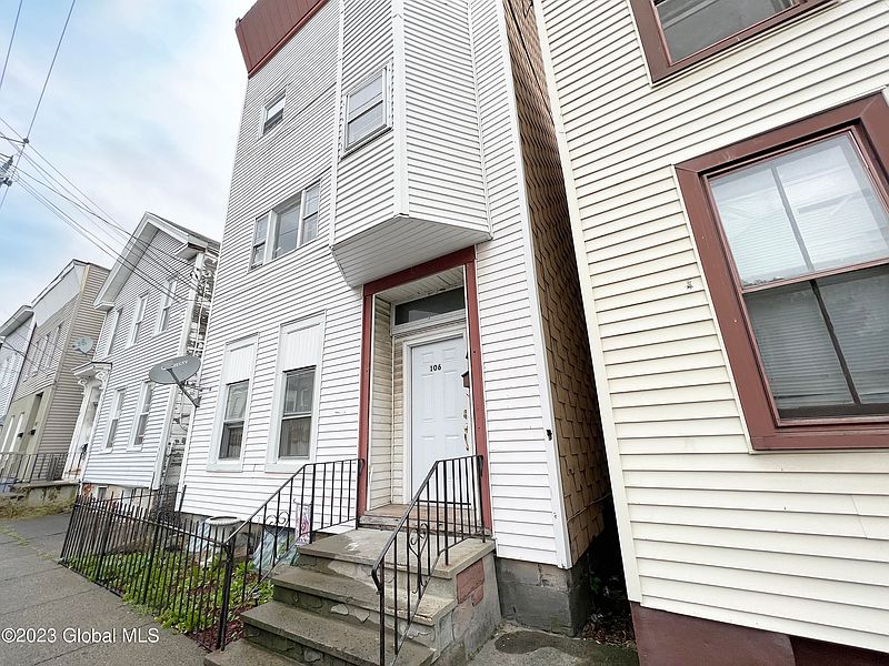 2nd image of 106 Congress Street
