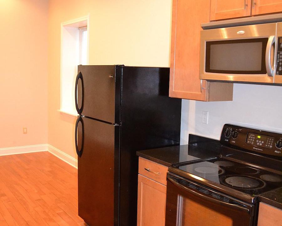 1st image of 1412 W Susquehanna Ave APT 1