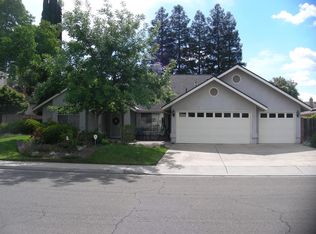 2581 14th Ave, Kingsburg, CA 93631