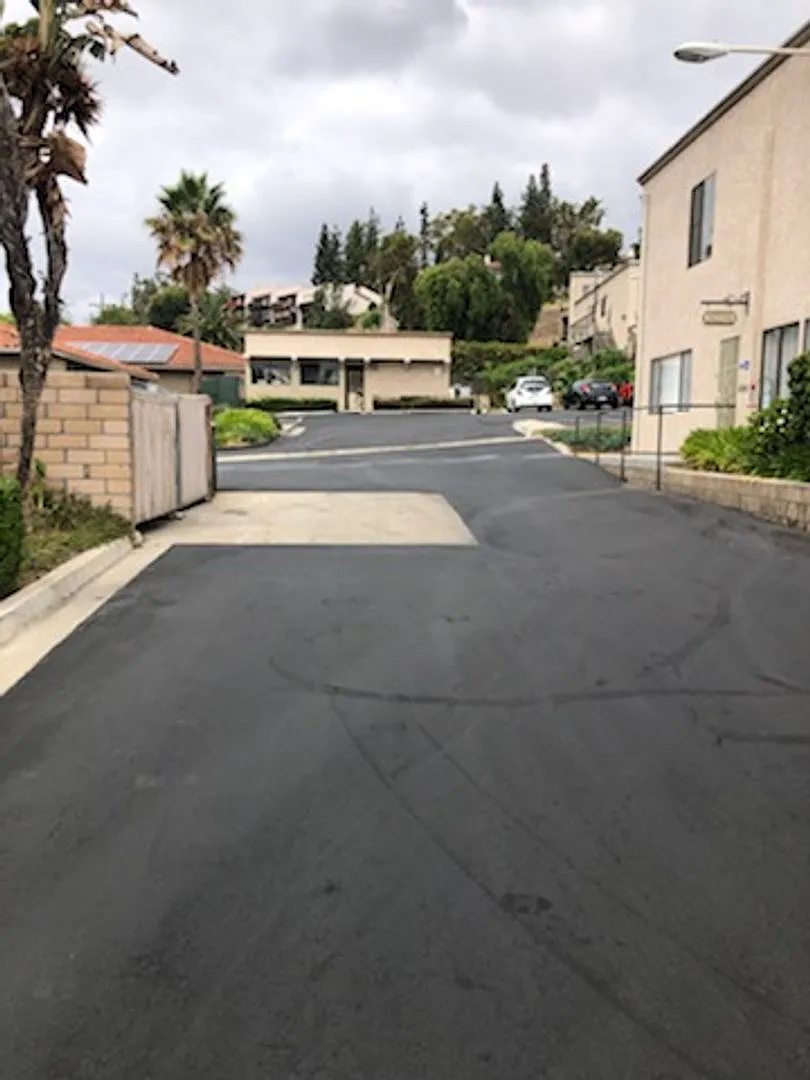 La Fuente Apartments — Photo 4