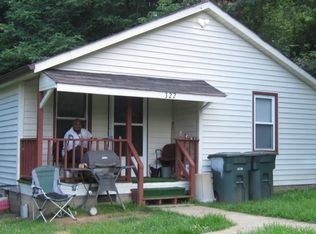 322 Glenwood Pl NW, Lenoir, NC 28645