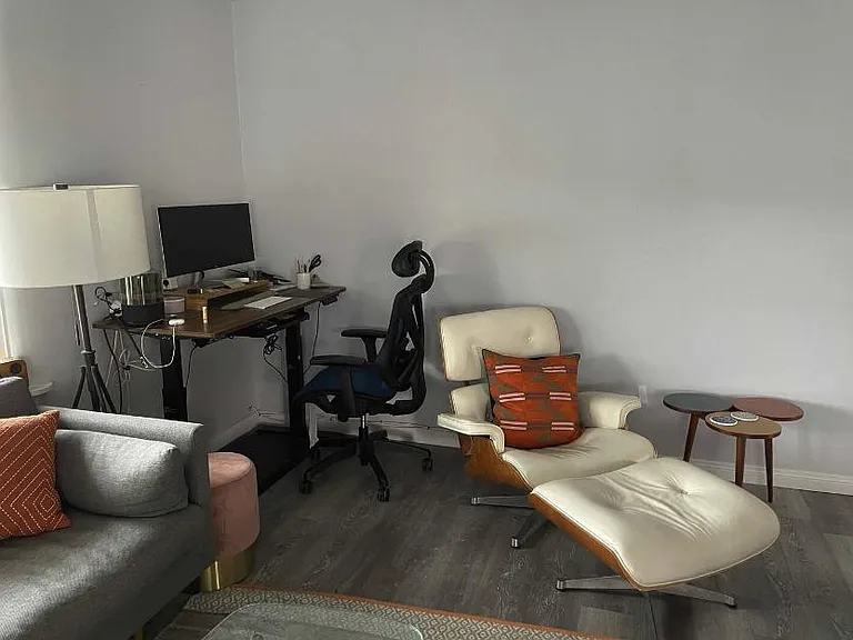 222 Roswell Ave #A — Photo 9