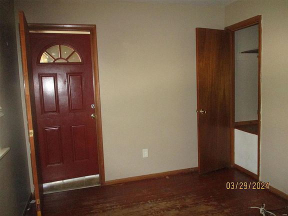 2nd image of 12 Anistasia Dr