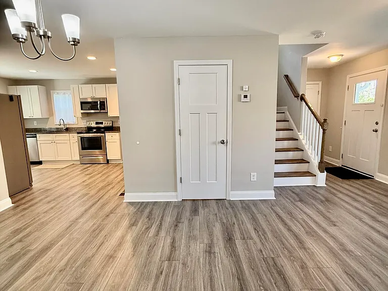 175 S Carlisle St — Photo 10
