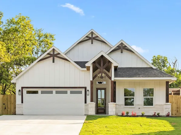 2903 NW 30th St, Fort Worth, TX 76106