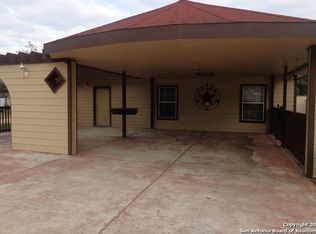 16290 Wisdom Rd, Atascosa, TX 78002