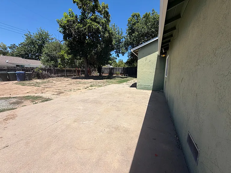5633 Beech Ave — Photo 8