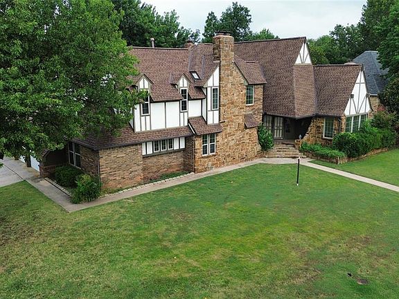 2nd image of 12712 Arrowhead Ln