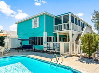 137 Cancun Dr, Port Saint Joe, FL 32456