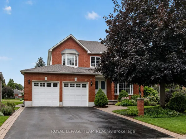19 Slade Cres, Ottawa, ON K2K 2L1