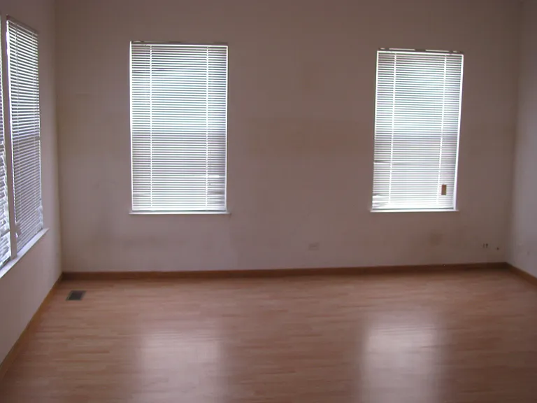 357 W Waterbury Dr — Photo 2