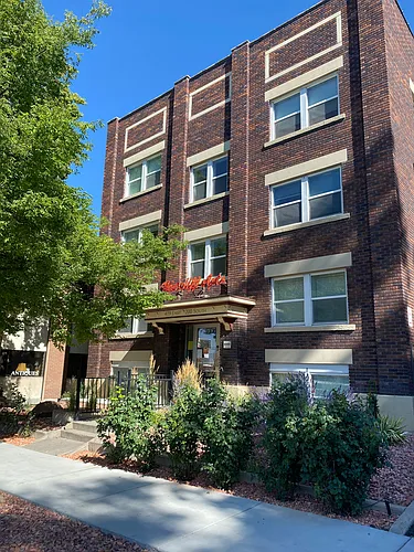 419 E 200 S Photo 1