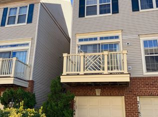 21184 Domain Ter, Sterling, VA 20165