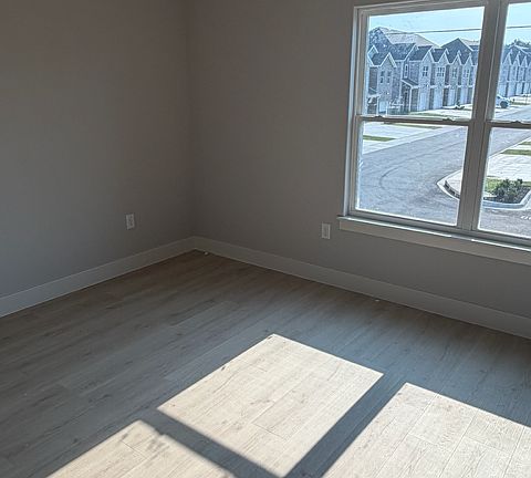 5th image of 5298 Reagan Dr #A