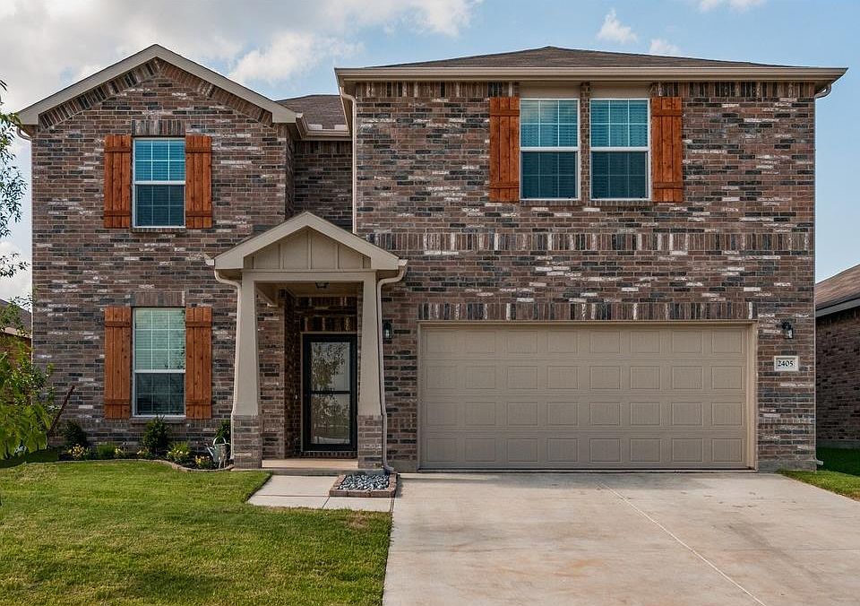 1st image of 2405 Mirandesa Dr