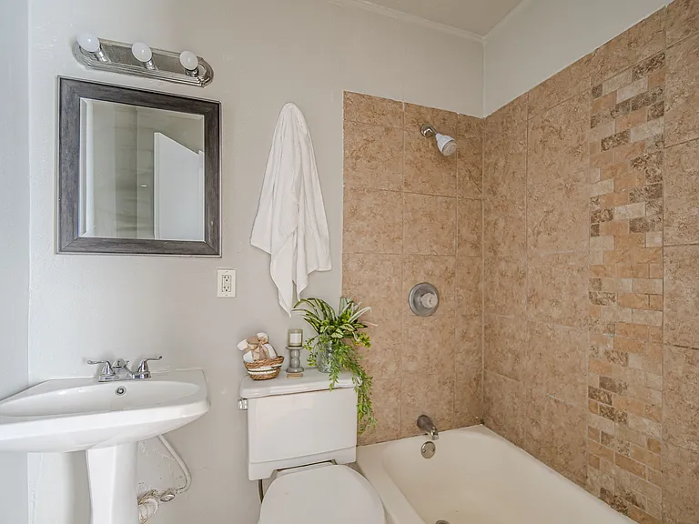2323 Arbor Pl #1 — Photo 12