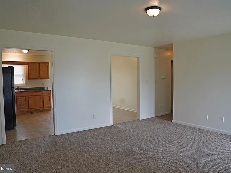 122 Sinker Dr — Photo 3