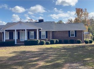 2178 Jacks Dr, Maxton, NC 28364