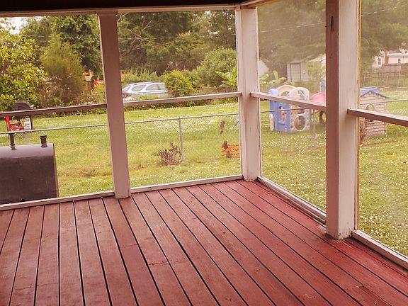 Screened In Porch