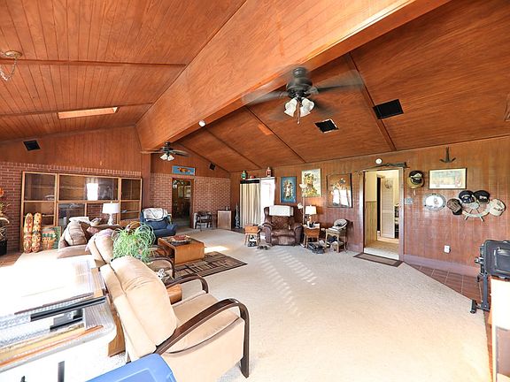 3rd image of 16987 N Aster Ave