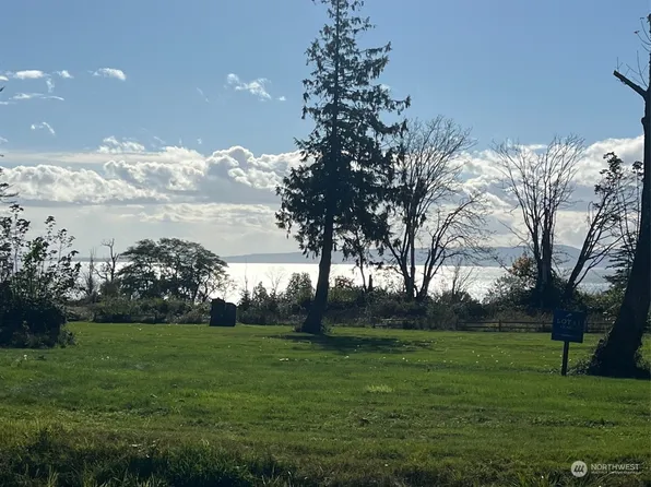 2136 Seabright Loop, Point Roberts, WA 98281
